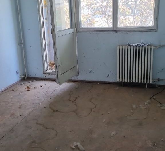 Apartament 2 camere,  etaj 4/4, de renovat, Micro14 - Poză 6
