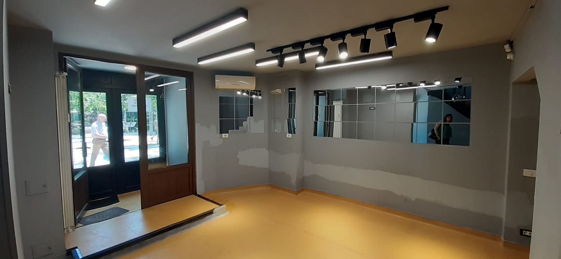 spatiu comercial 96 mp | Decebal | Rond Alba Iulia | Unirii - Poză 1