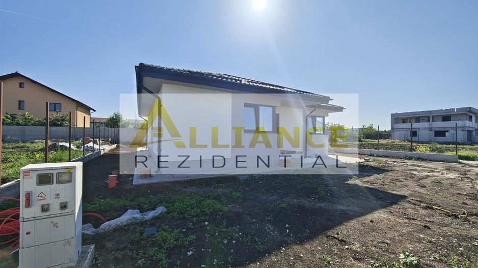 Casa parter | Str. Miorita | 4 camere | Teren 463 mp | La 5 minute de bulevard - Poză 2