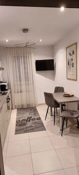 Apartament 2 camere, Complex Urban- Coresi Mall , 169000Euro - Poză 8