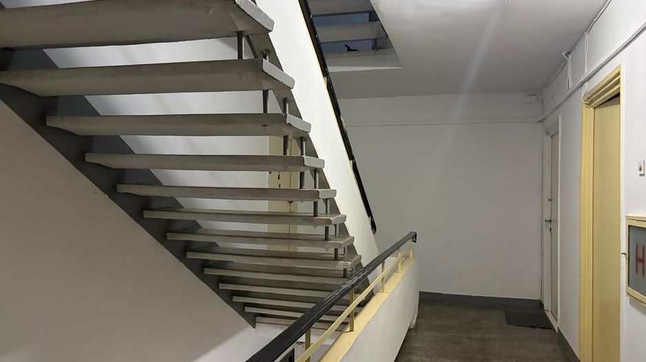 Apartament cochet, doua camere semidecomandat, 1 Mai - Poză 13