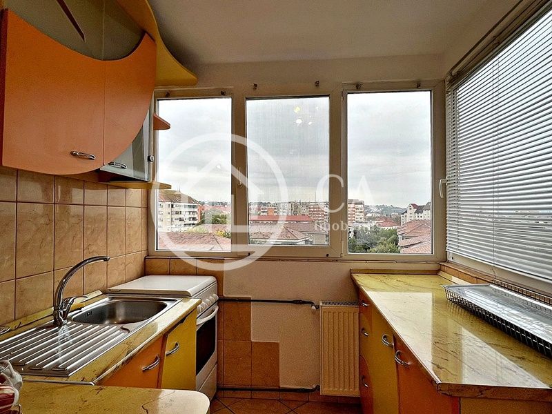 Apartament de închiriat cu 4 camere în zona Decebal, Oradea - Poză 9