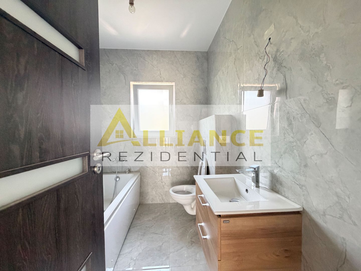 Casa de vanzare in Comuna Berceni | Zona de intrare | 5 camere | - Poză 15