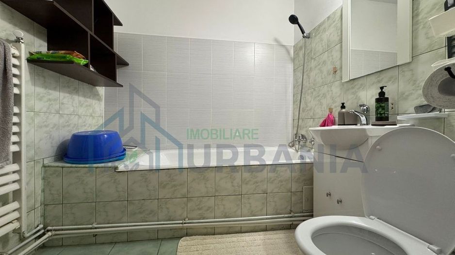 Apartament 3 camere, Nicolina, etaj 1, renovat recent - Poză 6