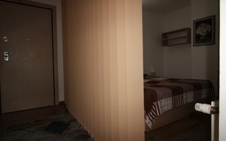 Se afla la 5 minute de Complex, ideal pentru studenti, centrala proprie - Poză 4