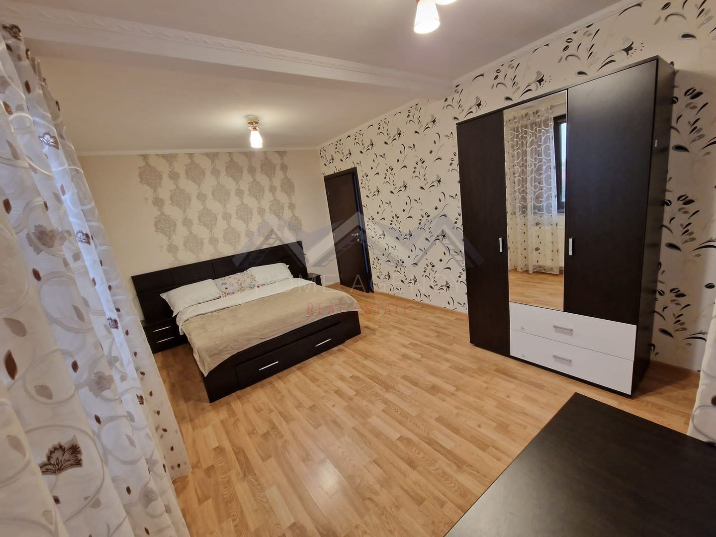 Apartament 2 camere foarte spațios Otopeni ULTRACENTRAL - Poză 5