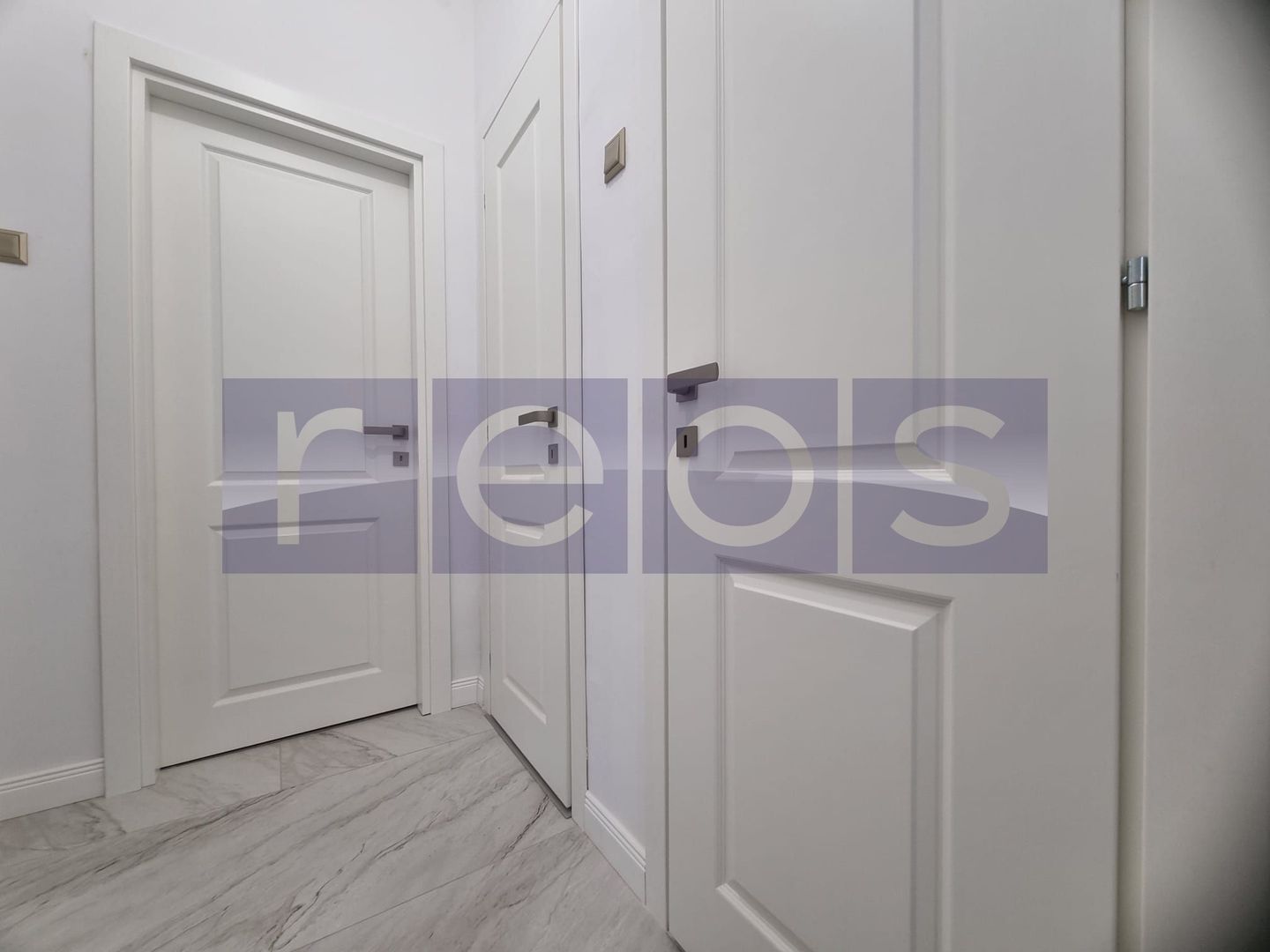 VANZARE - 3- CAMERE IN VILA INTERBELICA -TINERETULUI - Poză 6