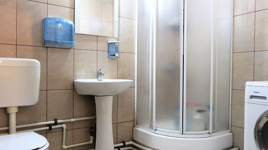 Mamaia Nord - Langa Mare, pensiune la cheie, 11 camere, 9 bai! - Poză 42