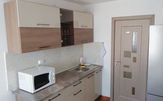 2 Camere-Decomandat-Centrala Termica-Mobilat-Utilat-Cornitoiu - Poză 4