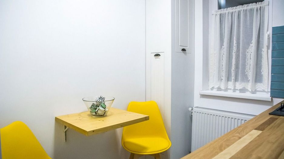 APARTAMENT  CU 3 CAMERE  CU VEDERE SPRE PIATA SF.GHEORGHE - Poză 12