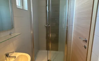 Apartament cu 3 camere 2 băi de închiriat Prelungirea Ghencea - Poză 15