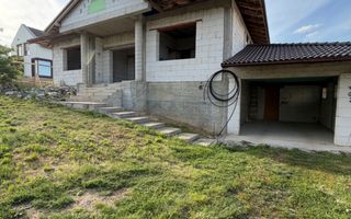 Vând casă str Caișilor Oradea - Poză 1