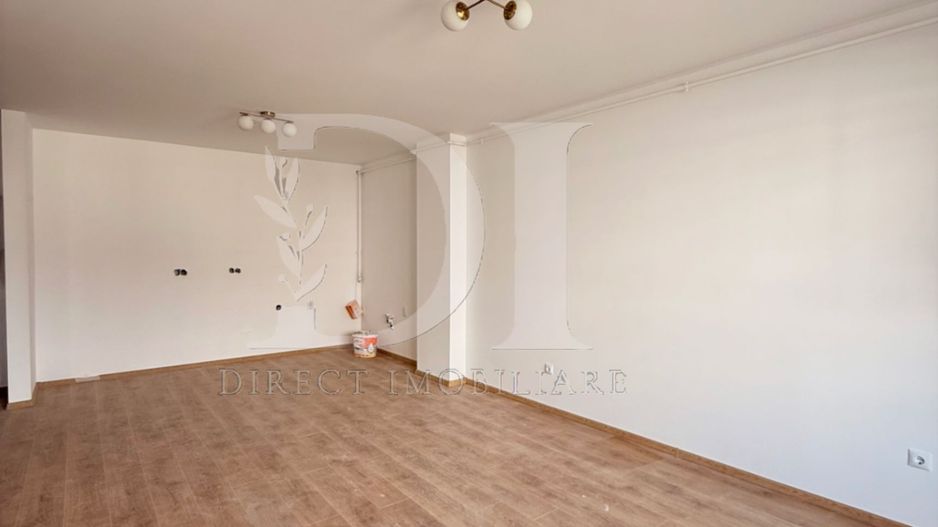 Apartament finisat / etaj intermediar / Eroilor - Poză 3