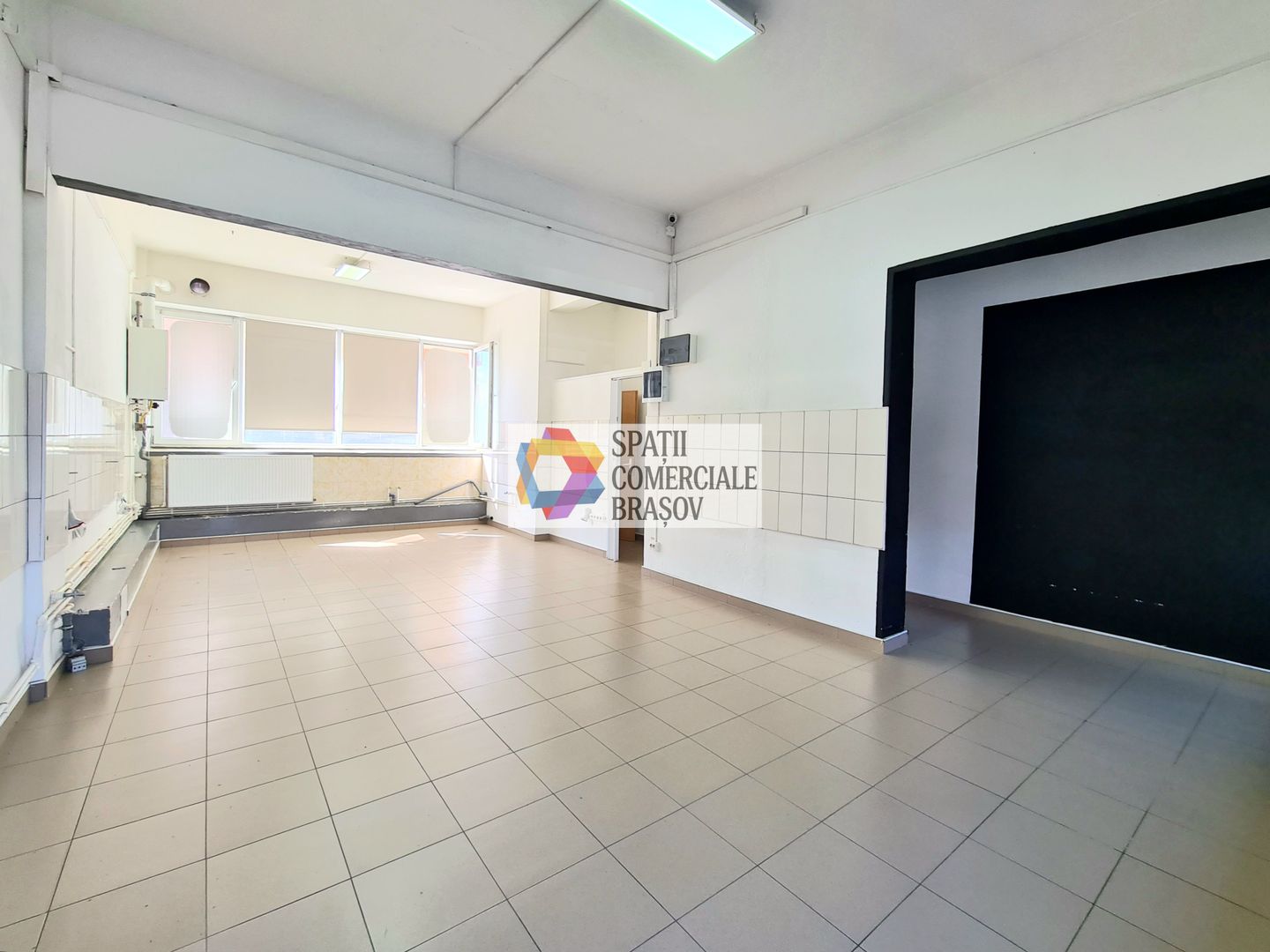 Spatiu comercial de închiriat Brasov - 46 mp cu 380 w # plus- imo.ro - Poză 2