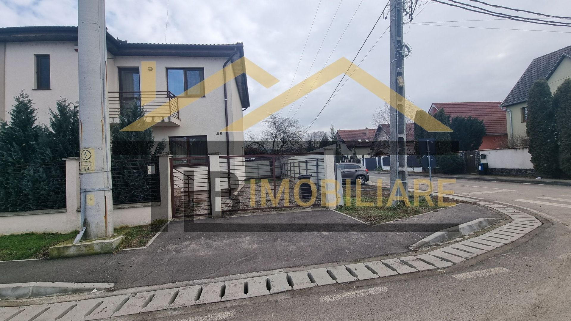 Casa cu 4 camere, 100mp, parcare, zona Sângeorgiu de Mureș - Poză 6