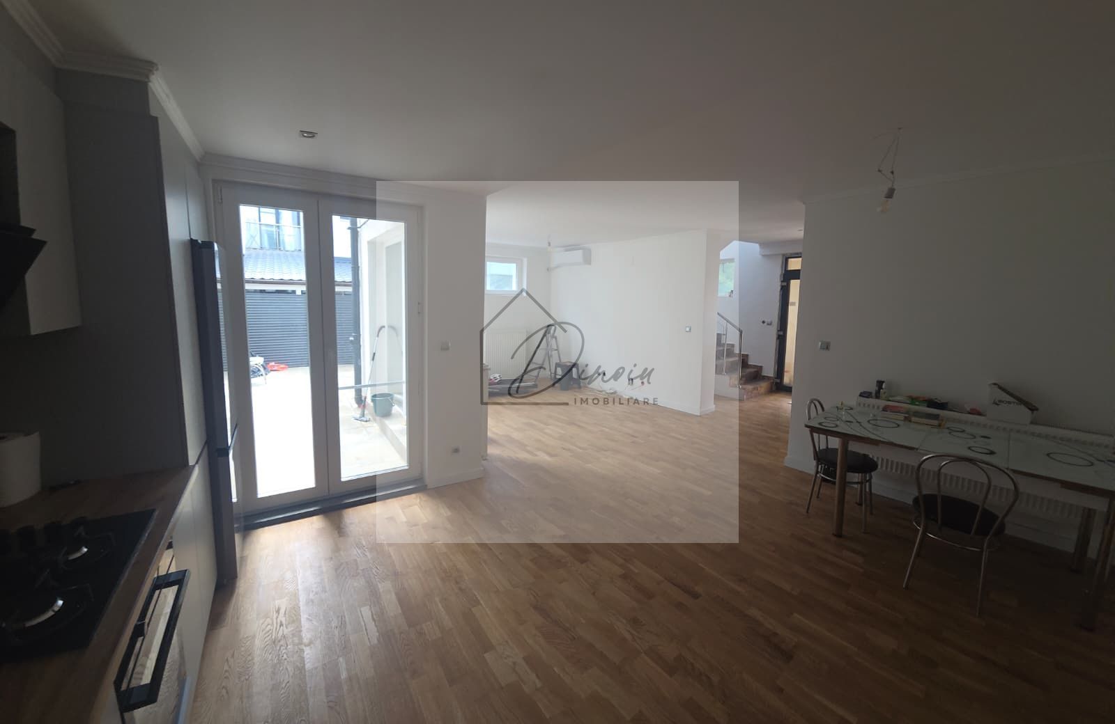 Vila Tunari P+1E I Locatie buna - Toate utilitatile I COMISION 0% - Poză 5