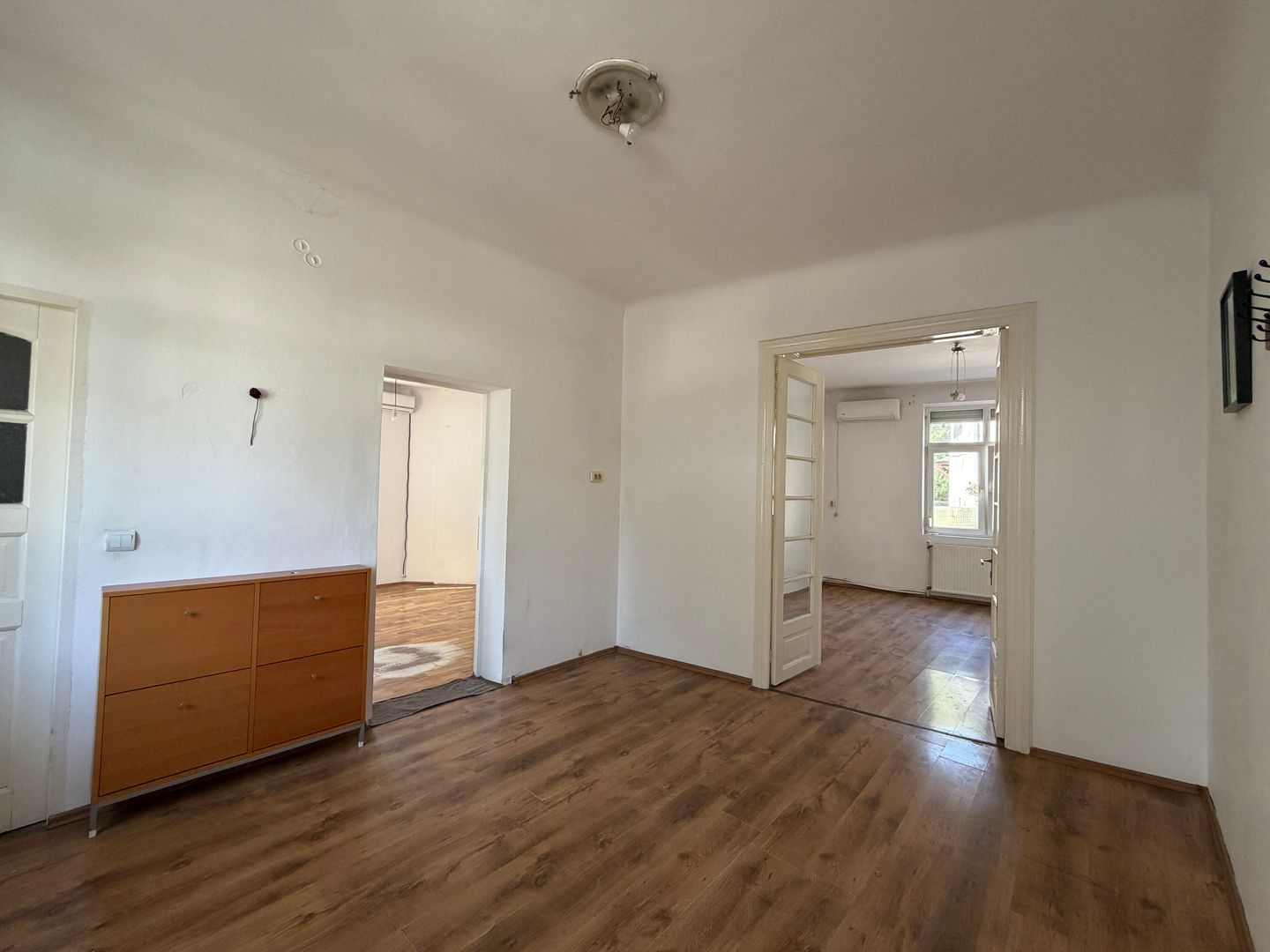 Parte de casă cu 3 camere, curte proprie și teren – Str. Ion Baiulescu - Poză 5