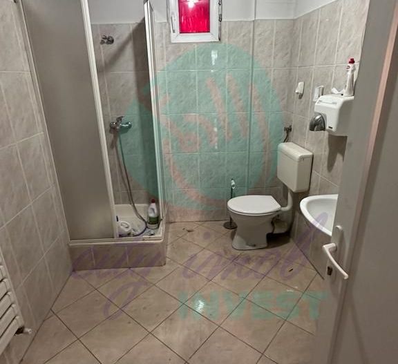 Casa consolidata cu teren de 626 mp - Poză 9