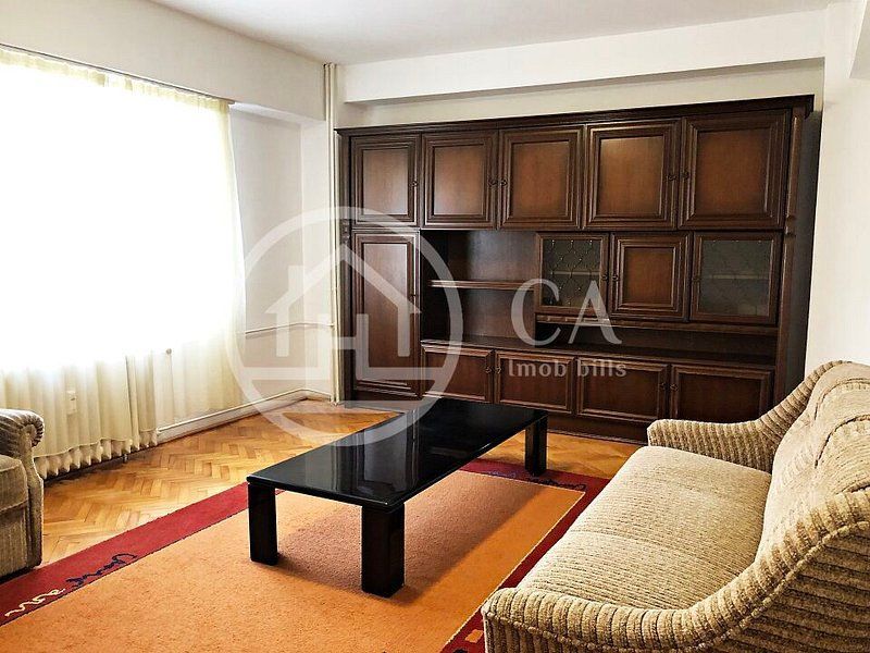 Apartament cu 3 camere de vanzare in zona Centrala, Oradea - Poză 3