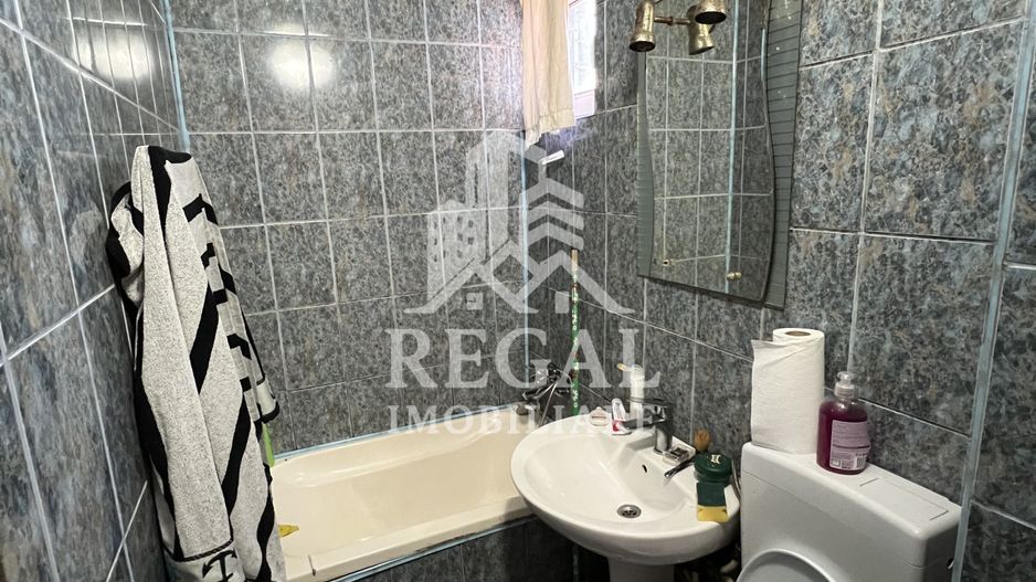 Apartament de vânzare – zona Micro 6 - Poză 6