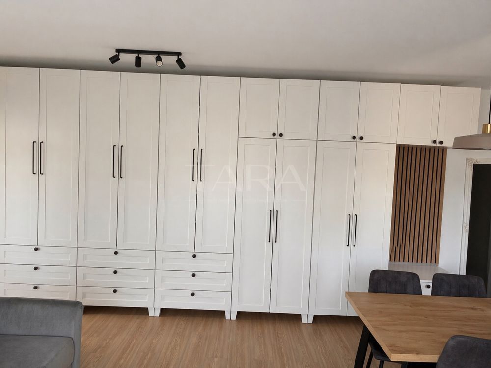 Apartament 2 camere, imobil nou, complet mobilat, parcare si boxă. - Poză 6