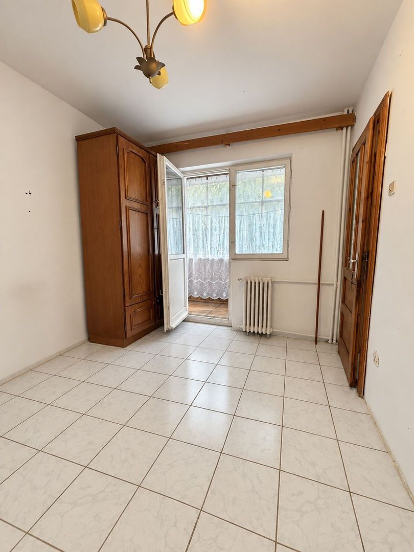 Apartament 2 camere, semidecomandat Nufarul - Poză 1