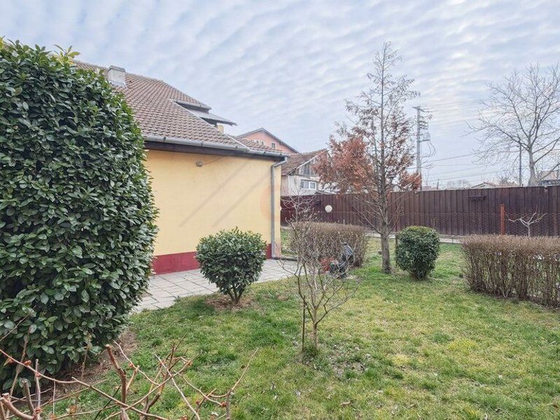 CASA solida, spatioasa (140 mpu) LA PRET DE APARTAMENT! Comision zero! - Poză 4