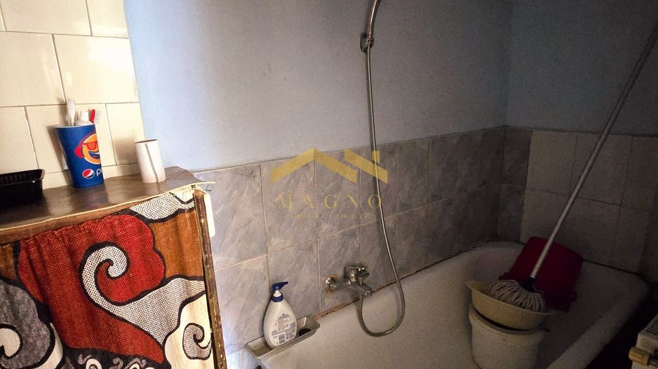 Apartament la casa cu doua camere/ zona Alfa. - Poză 10