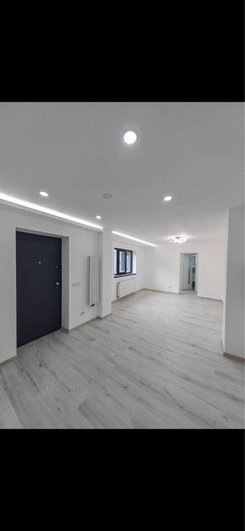 Casă la curte Proprietar vizavi de Carrefour Alexandriei Ildl etc - Poză 3