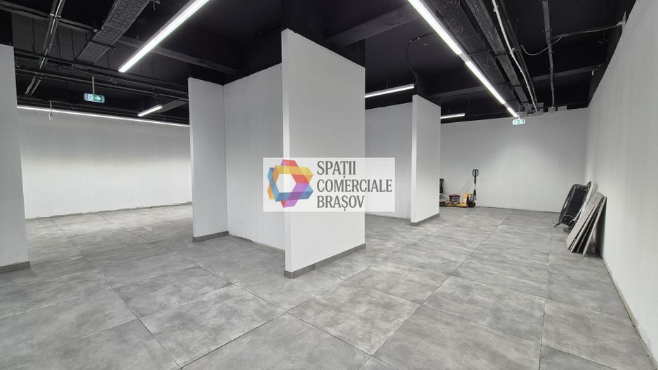 Spatiu comercial de inchiriat Brasov cu vad - 202 mp - Poză 3