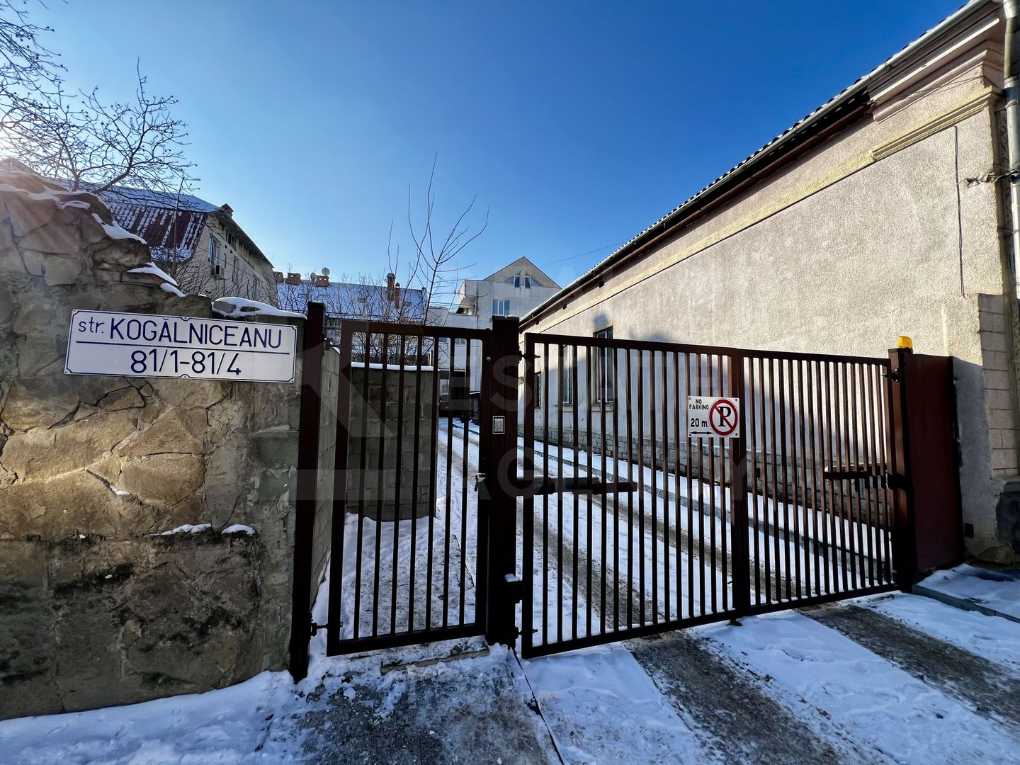 Vânzare, apartament, 3 camere, str. Mihail Kogălniceanu, Centru - Poză 1