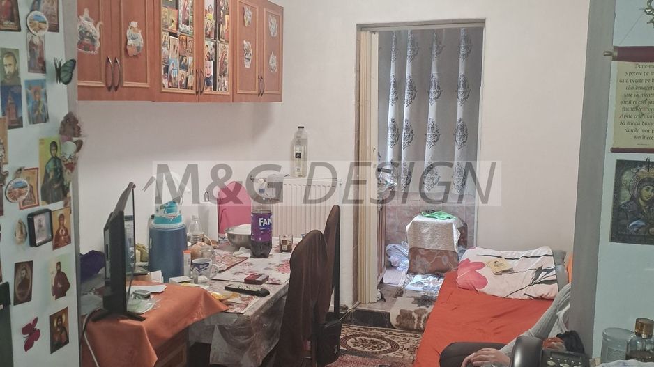 Apartament 2 camere Aradului etaj 4 decomandat - Poză 3