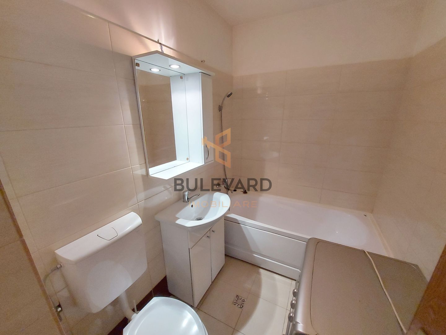 Apartament cu o camera+parcare, zona Eroilor! - Poză 5