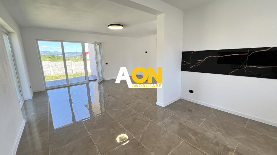 Casa individuala de vanzare, 3 camere, 2 bai - Poză 5