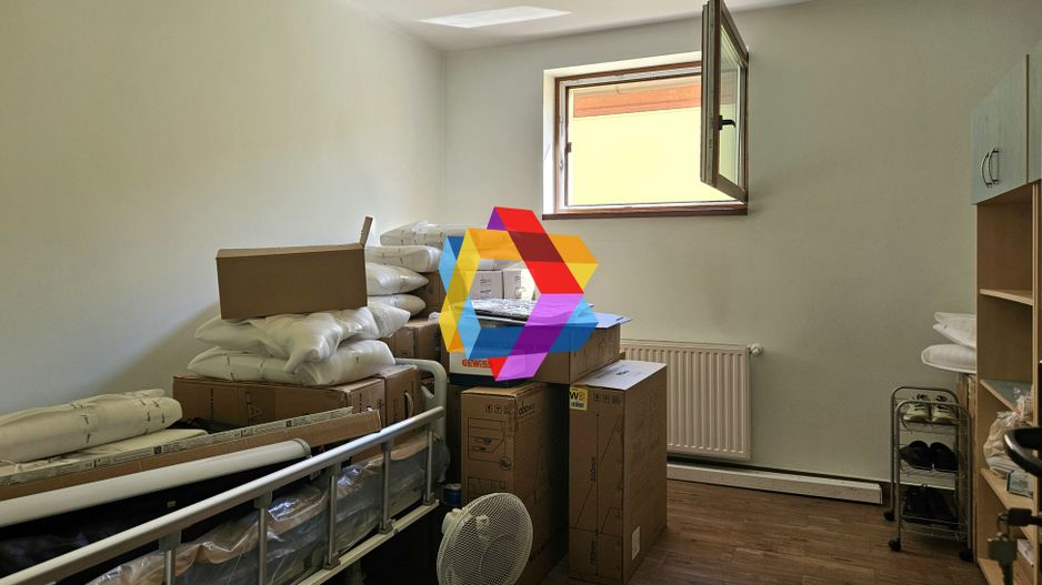 Casă plus Spațiu comercial  741 mp, Teren 906 mp Brasov - zona Blumana - Poză 12