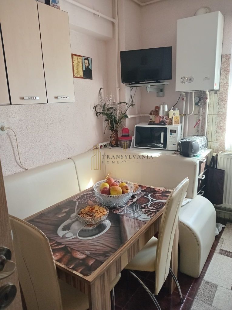 Apartament 2 camere, decomandat, zona Mihai Viteazu - Poză 4