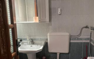 Inchiriez 3 camere decomandate zona Complex - Poză 10