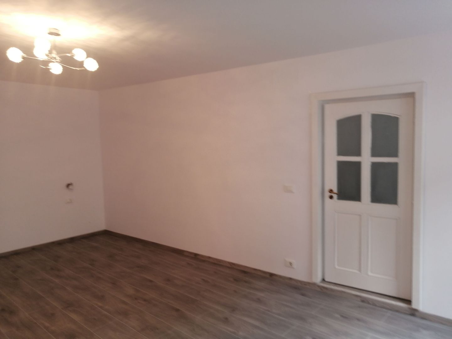 Vânzare apartament spatios,  in zonă ultracentrală - Poză 15