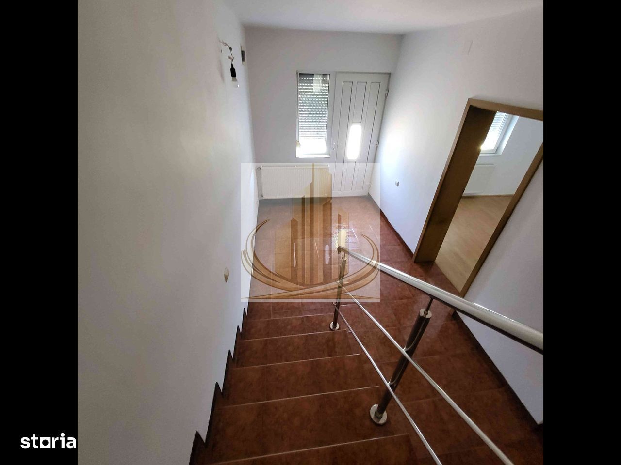 Casă spațioasă, versatilă – ideală pentru firmă sau locuință - Poză 7