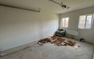 Casa 4 Camere Semifinisata, 2 Garaje, Curte 450mp, Terase 93mp, Dezmir - Poză 10