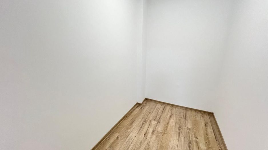 Casa cu 7 camere | 3 balcoane | Garaj | 220 mp + 80 mp curte | Cartier Panorama - Poză 15