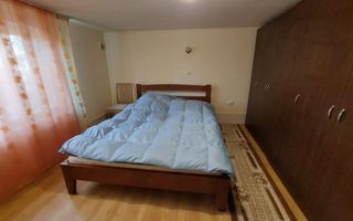 Casă cu potențial în Gruia – 4 camere, pod generos, zonă liniștită! - Poză 4