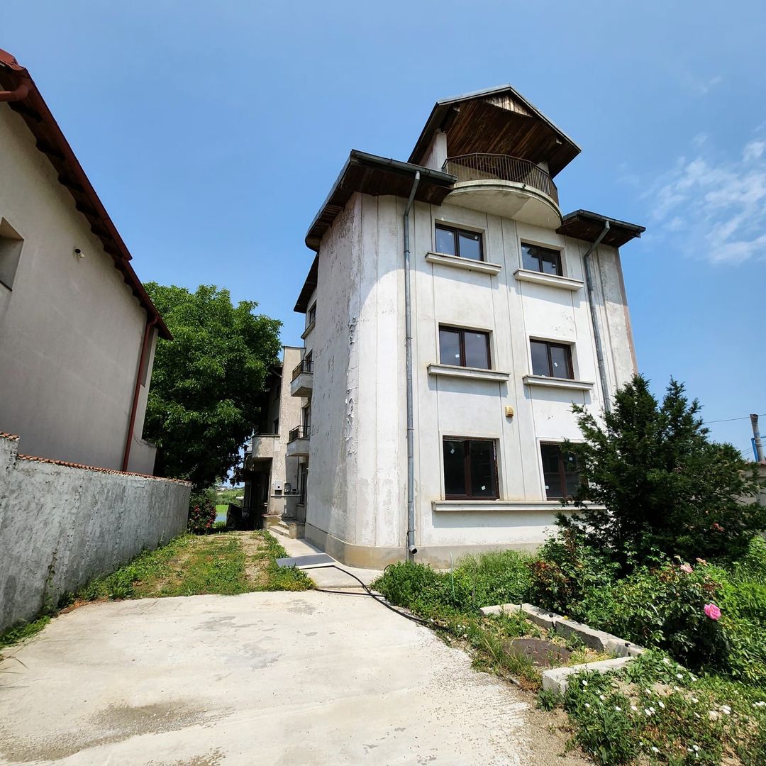 Imobil cu deschidere lac Snagov - Poză 1