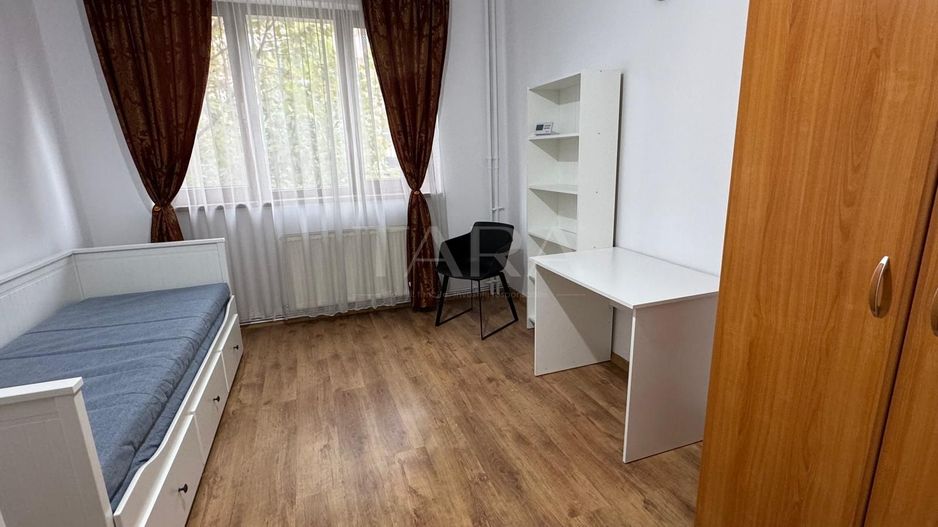 Apartament 3 camere decomandate – Centru, zona Facultatii de Litere - Poză 3