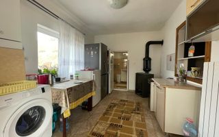 Casa cu teren generos, aproape de Cluj - Poză 9