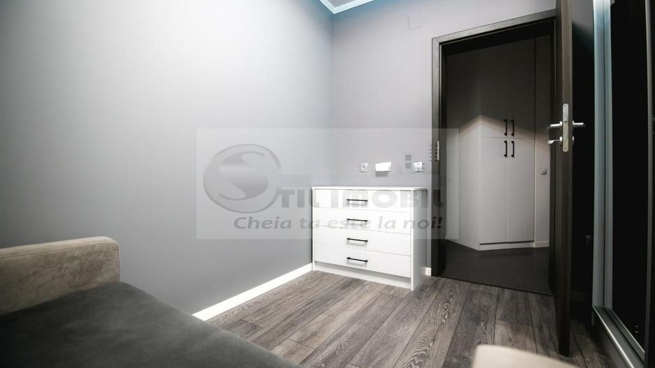 Ap 3 cam, D,74,36 mp, et.2 - Copou – mobilat si utilat 249,900 € - Poză 8