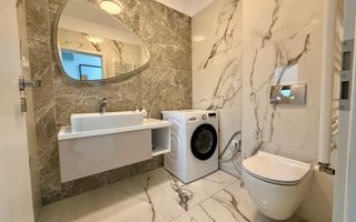 Duplex despartit prin garaj cu 5 camere  |  Dumbravita - Poză 4