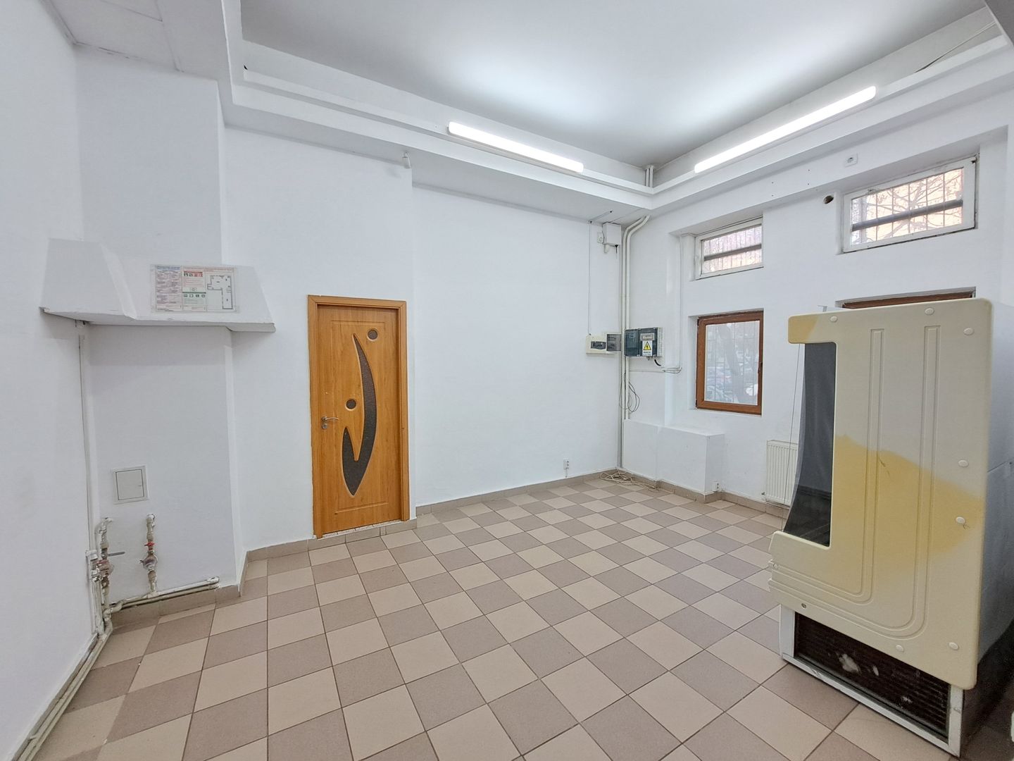 Spatiu comercial 61,52 mp - bd. Timisoara - Drumul Taberei - Poză 4
