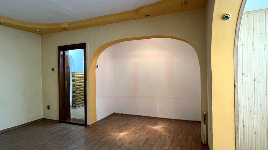 Apartament luminos cu 3 camere decomandate, 67 mp, Micro 13 – 62.900 € - Poză 2
