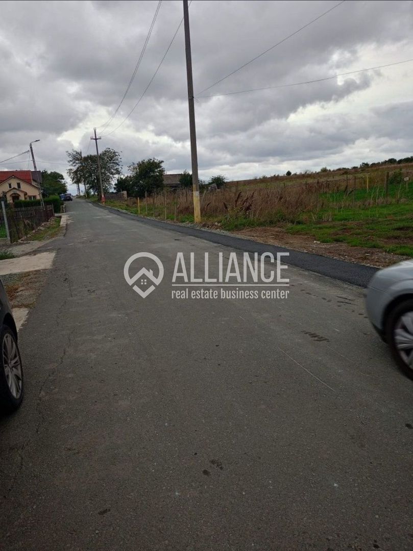 VALU LUI TRAIAN  ( COD02)  - Str. Islazului ,Valu Lui Traian - Poză 5